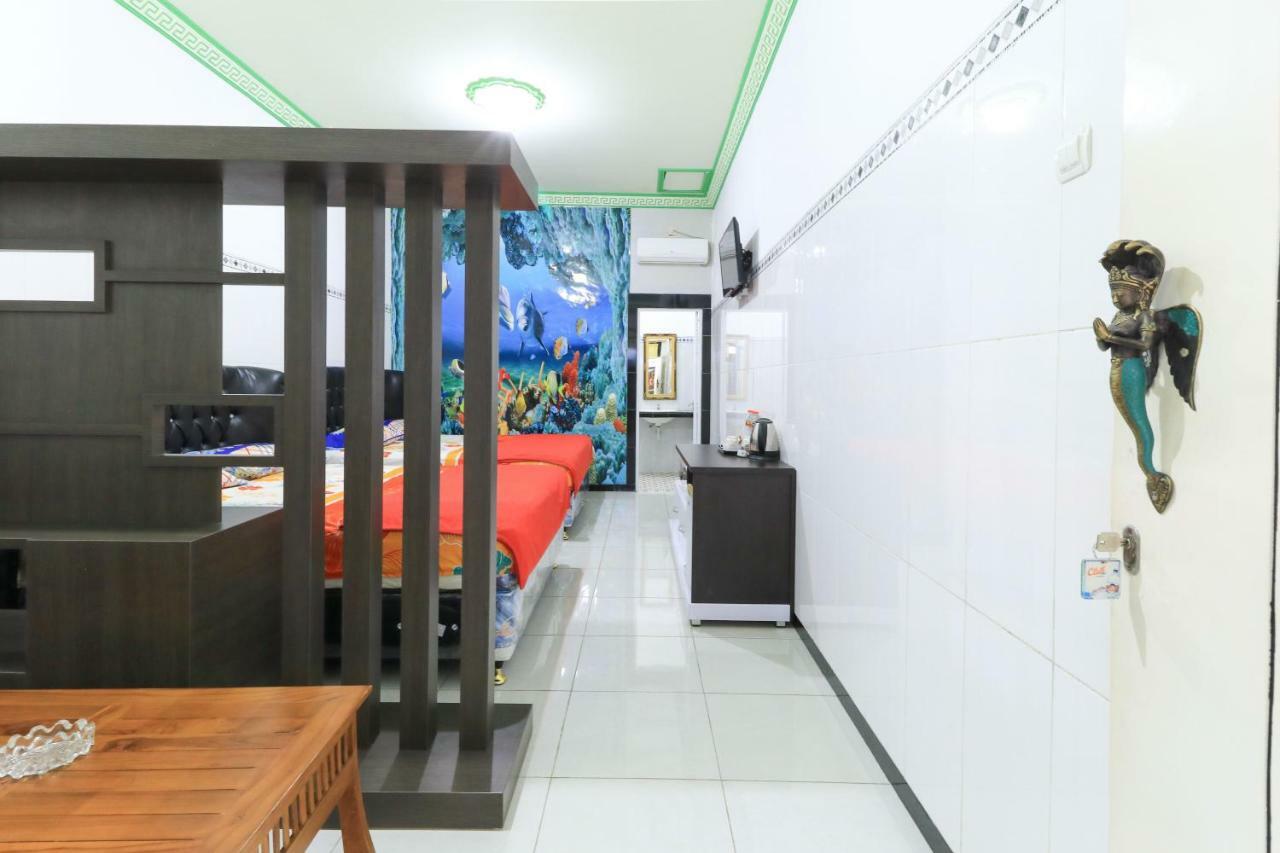 Naga Mas Hotel Mojokerto Kültér fotó