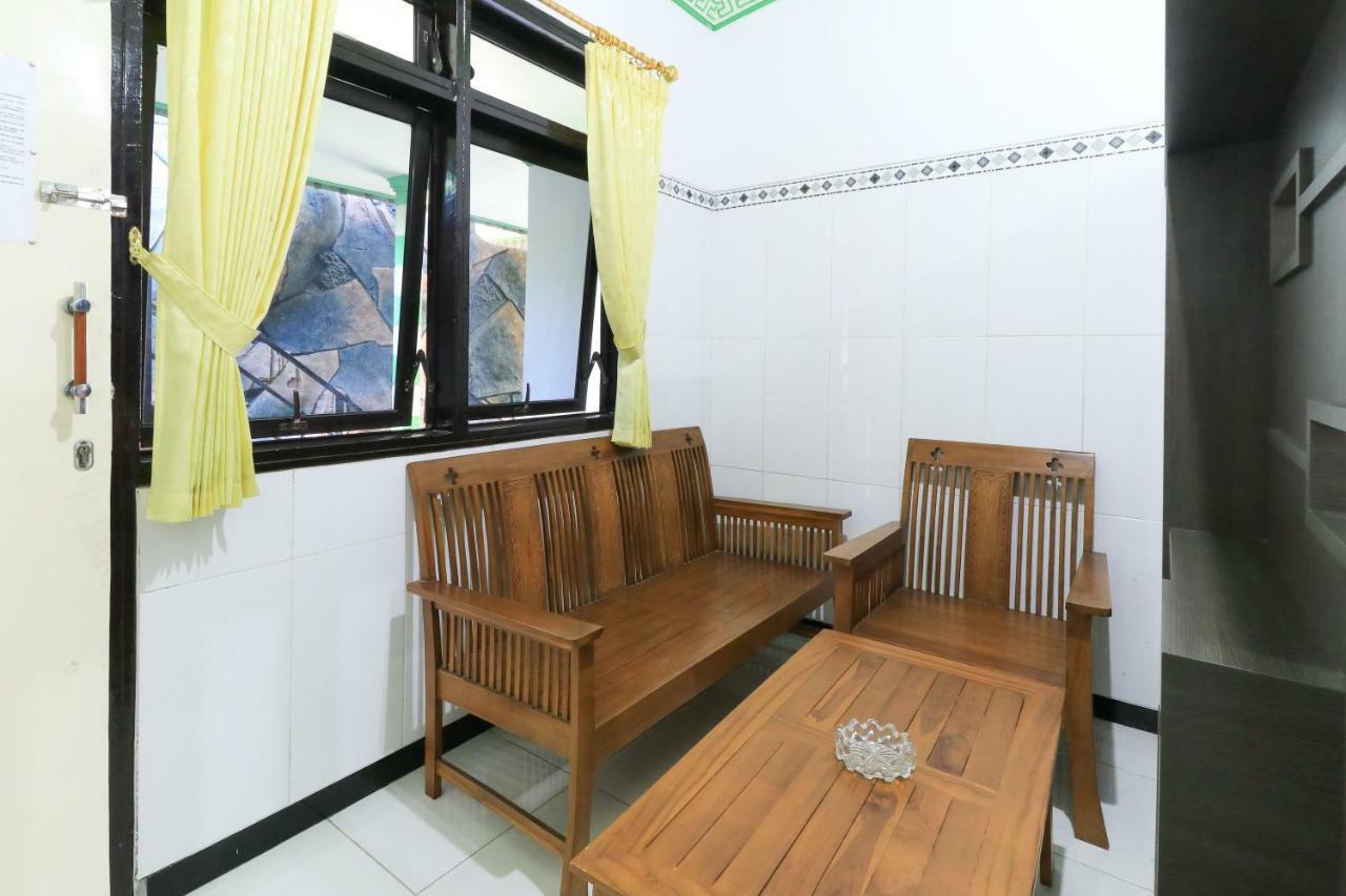 Naga Mas Hotel Mojokerto Kültér fotó