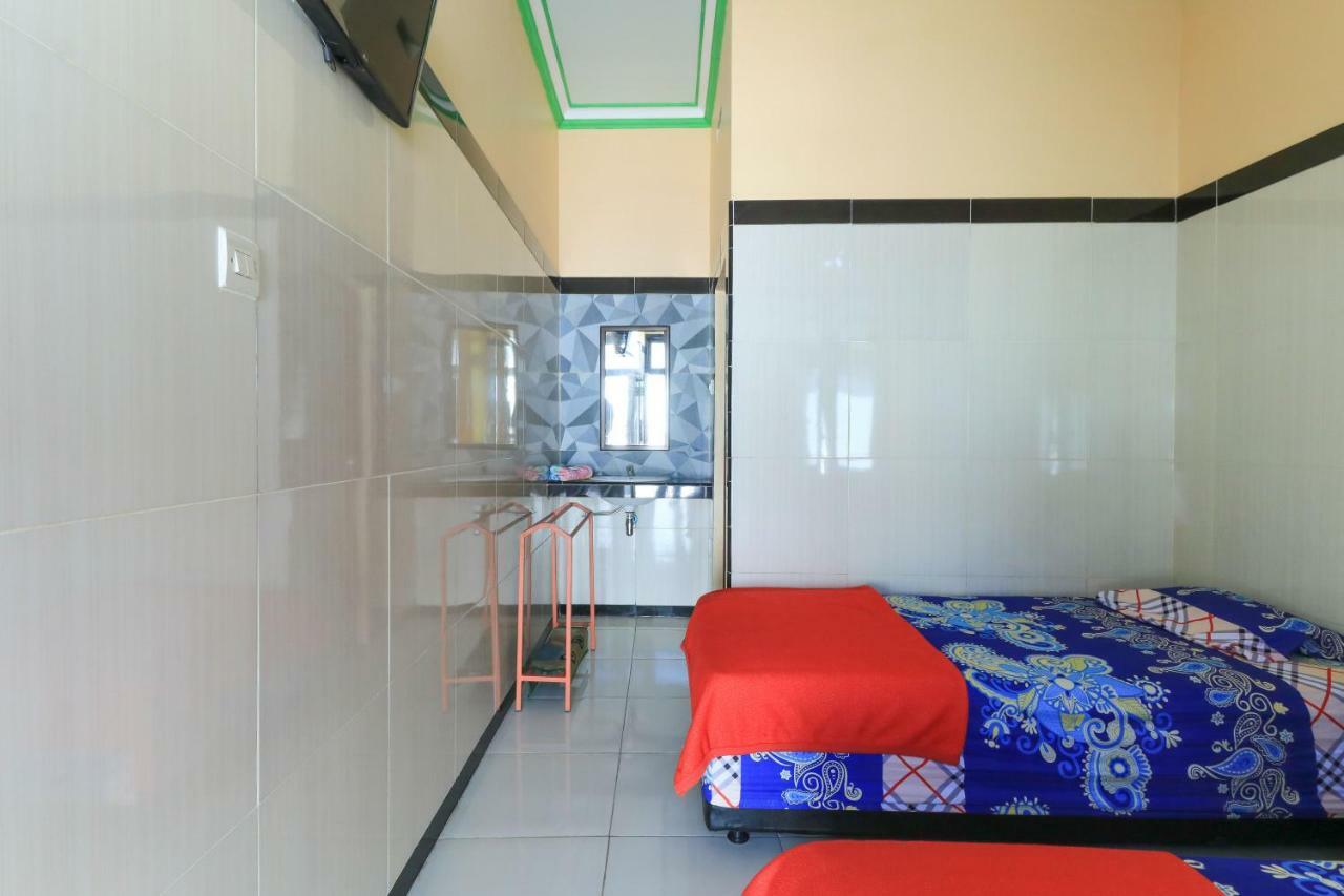Naga Mas Hotel Mojokerto Kültér fotó