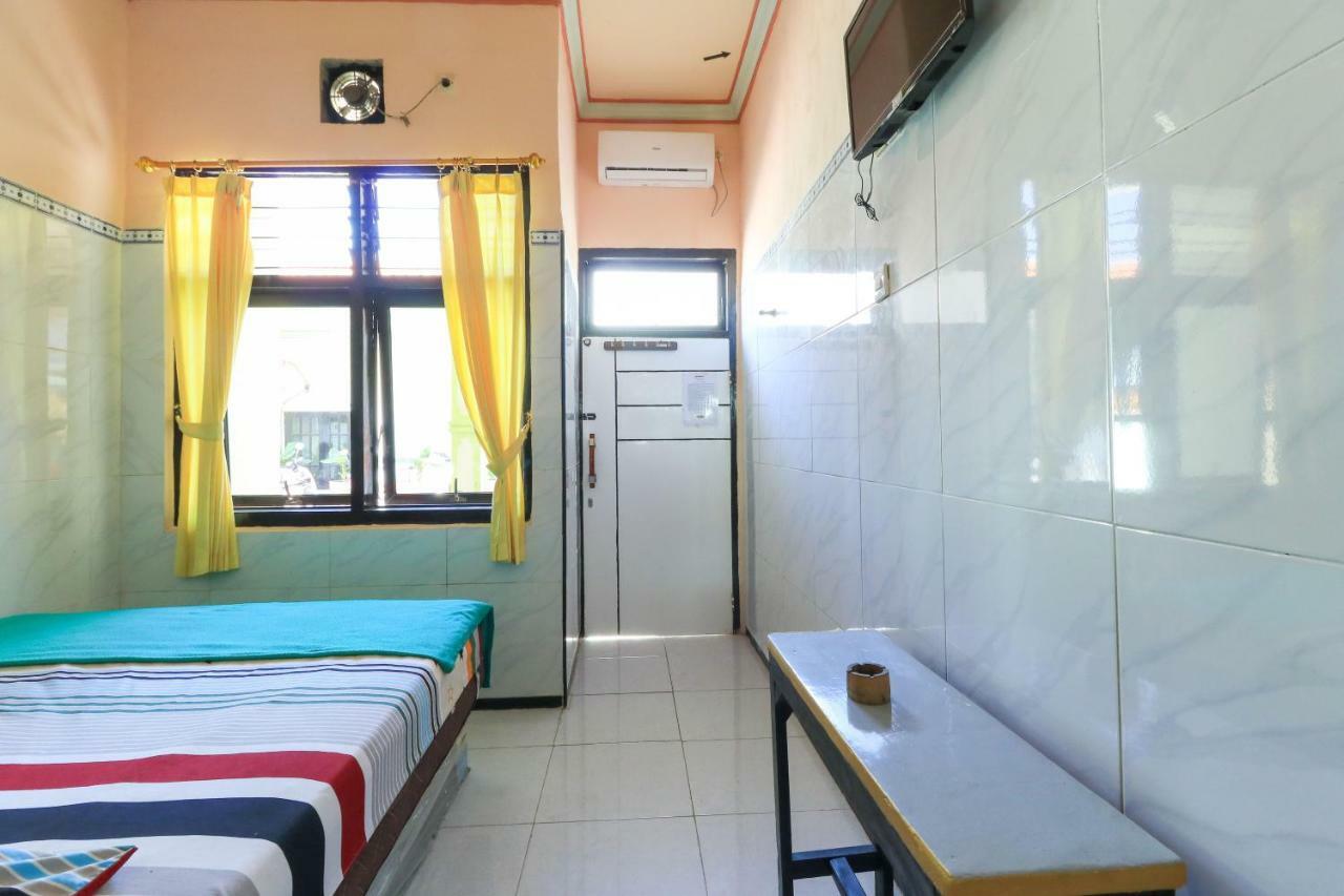 Naga Mas Hotel Mojokerto Kültér fotó